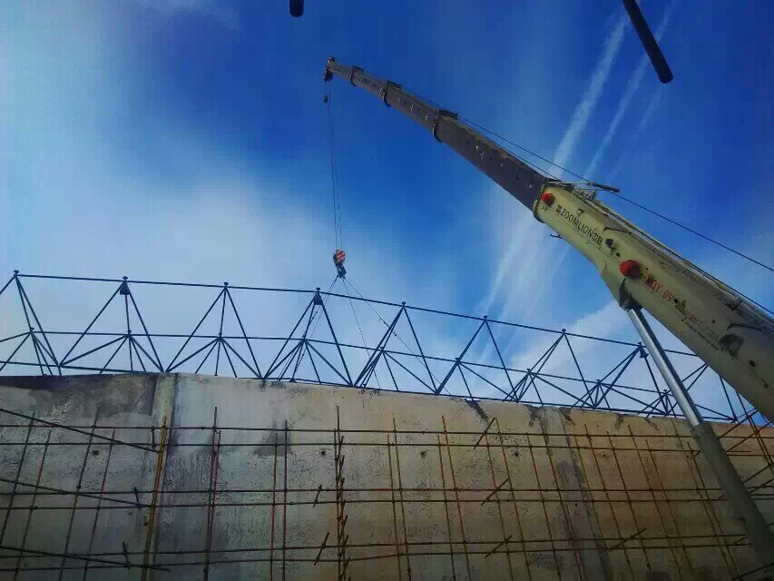 松原食堂网架结构工程